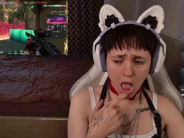 LunaL0ve webcam