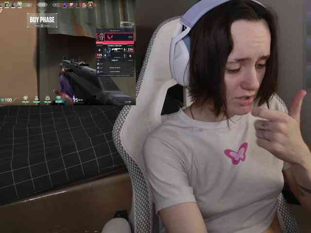 LunaL0ve webcam