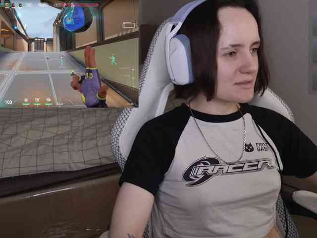 LunaL0ve webcam