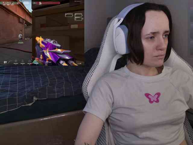 LunaL0ve webcam