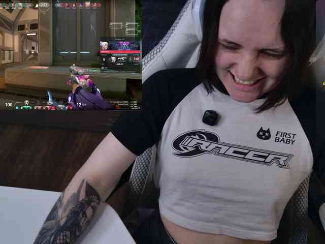 LunaL0ve webcam