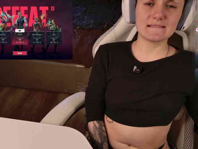 LunaL0ve webcam