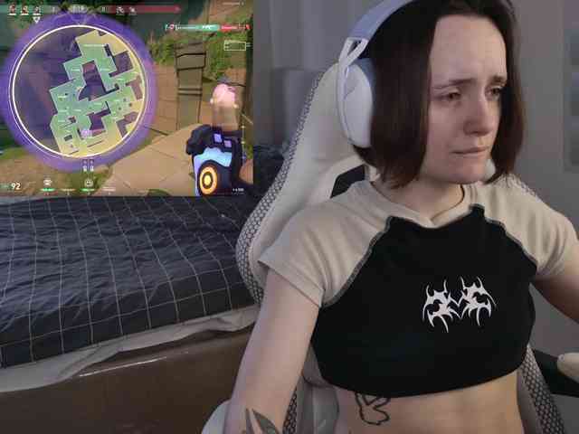 LunaL0ve webcam