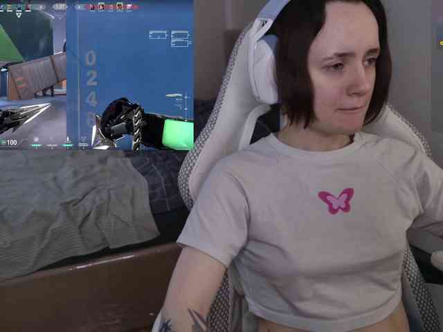 LunaL0ve webcam