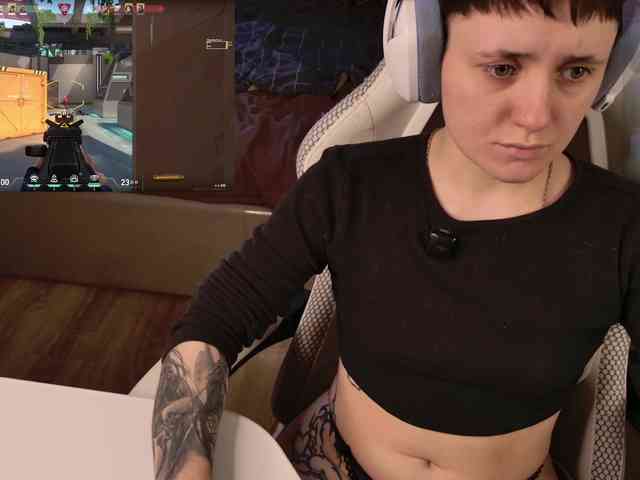 LunaL0ve webcam