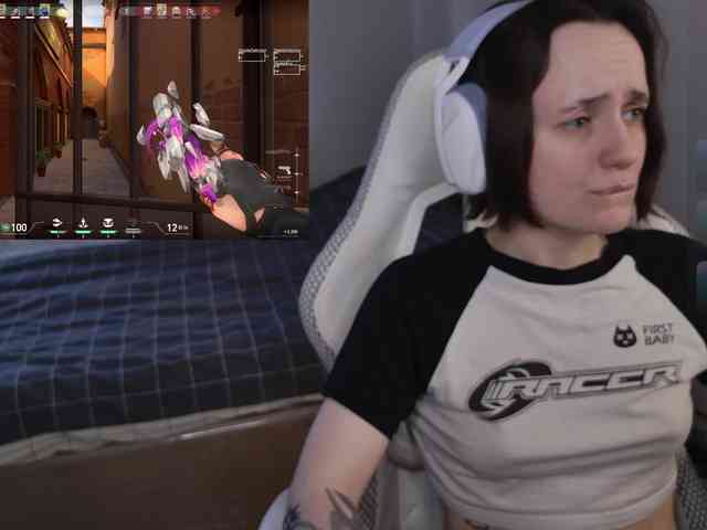 LunaL0ve webcam