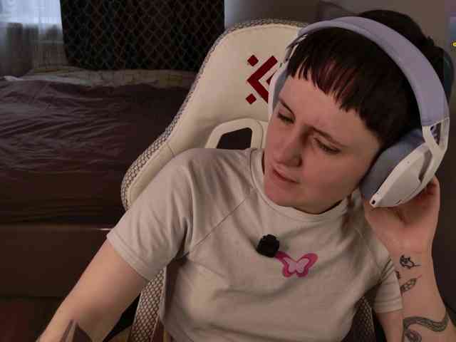 LunaL0ve webcam