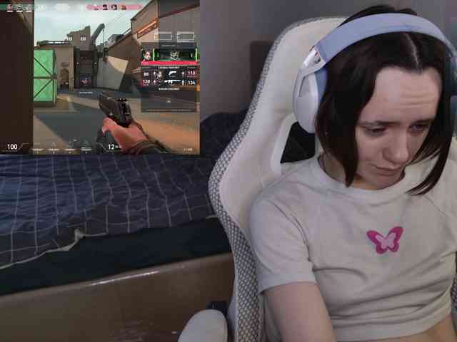 LunaL0ve webcam