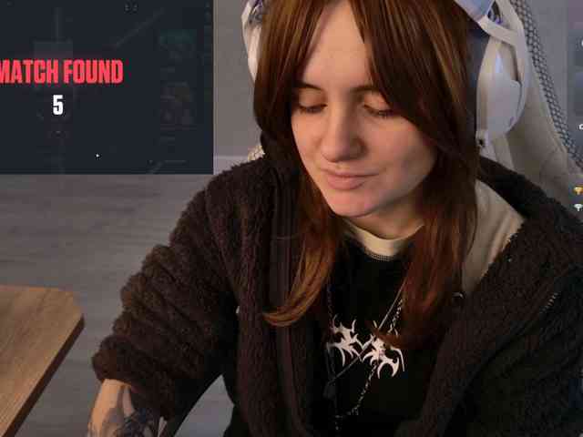 LunaL0ve webcam
