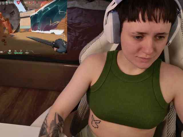 LunaL0ve webcam
