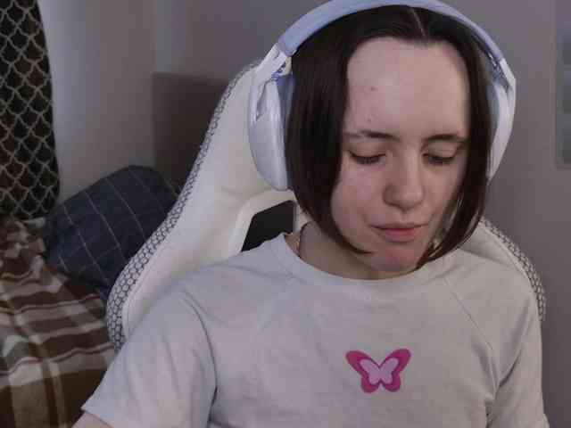 LunaL0ve webcam