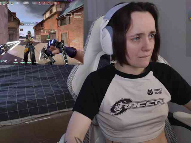 LunaL0ve webcam