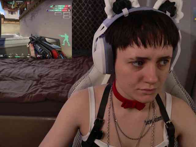 LunaL0ve webcam