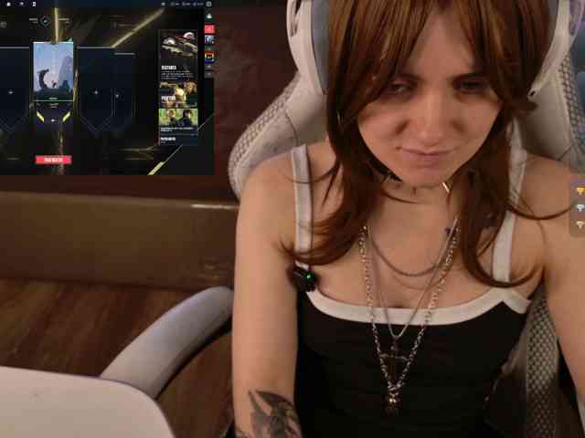 LunaL0ve webcam