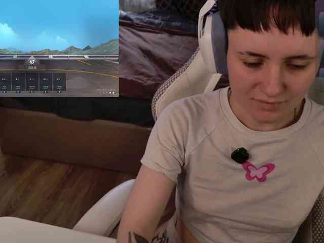 LunaL0ve webcam