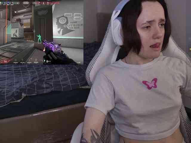 LunaL0ve webcam