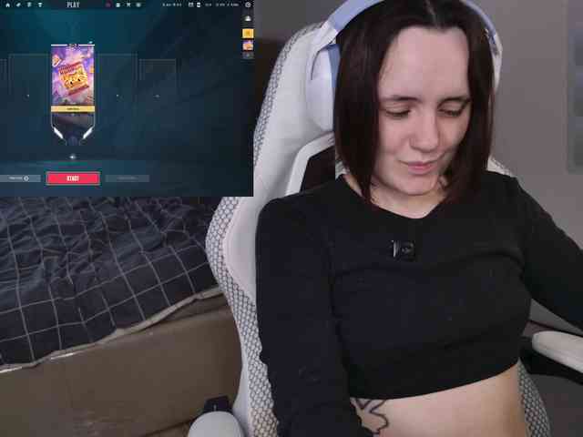 LunaL0ve webcam