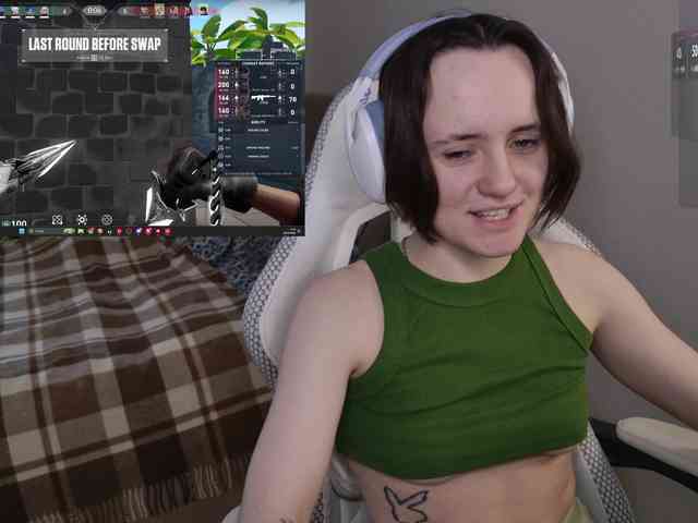 LunaL0ve webcam