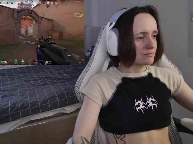 LunaL0ve webcam