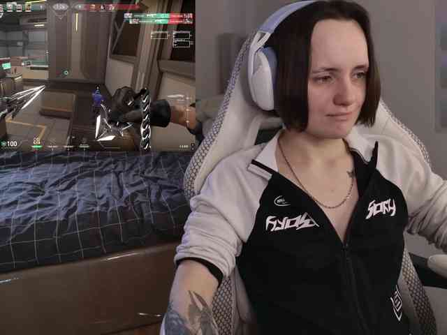 LunaL0ve webcam