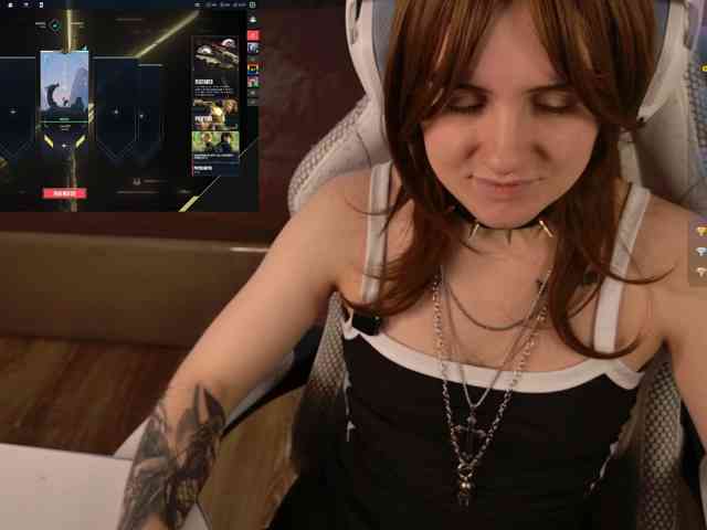 LunaL0ve webcam