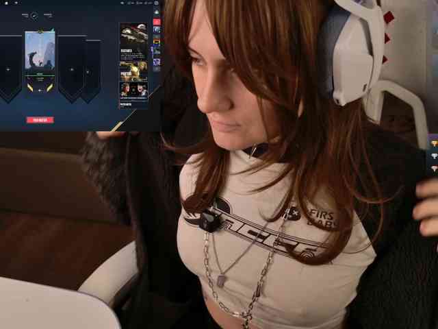 LunaL0ve webcam
