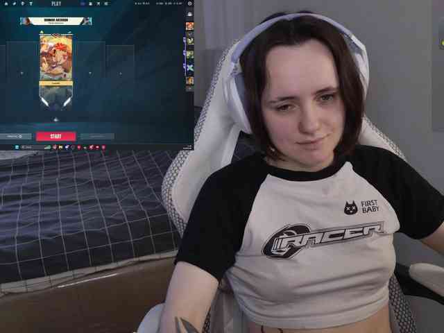 LunaL0ve webcam
