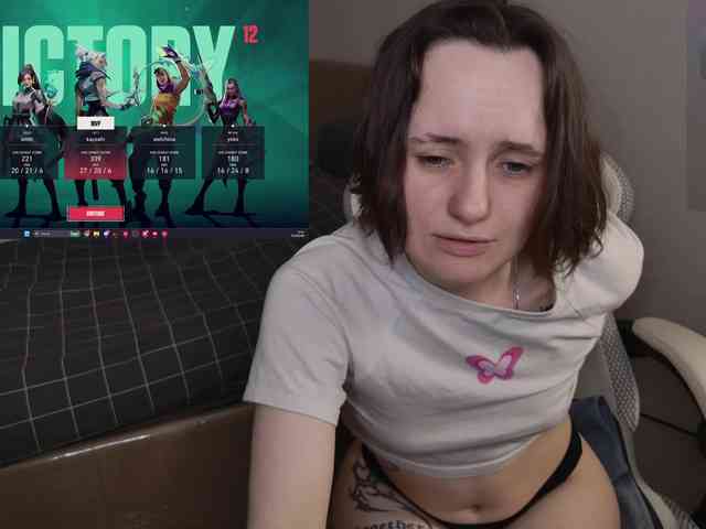 LunaL0ve webcam