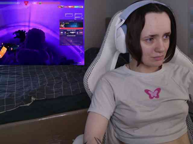 LunaL0ve webcam