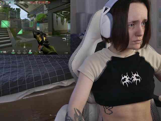 LunaL0ve webcam
