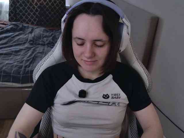 LunaL0ve webcam