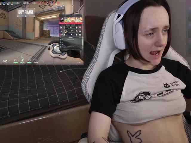 LunaL0ve webcam