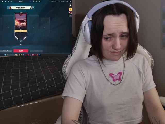 LunaL0ve webcam
