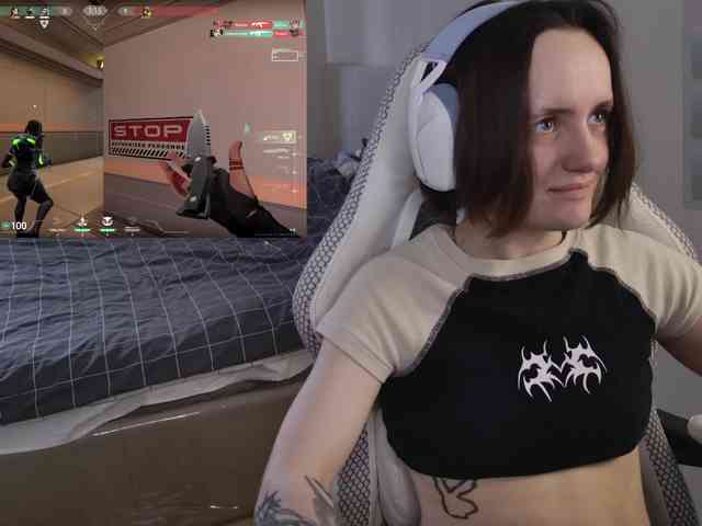 LunaL0ve webcam