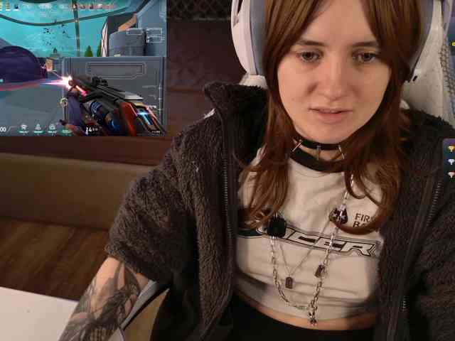 LunaL0ve webcam