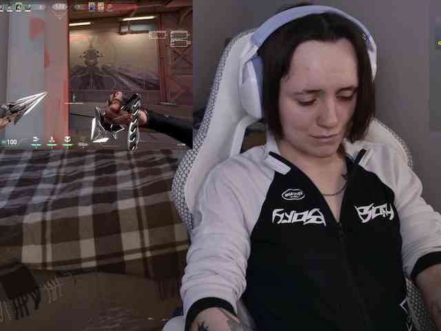 LunaL0ve webcam