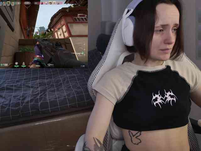 LunaL0ve webcam