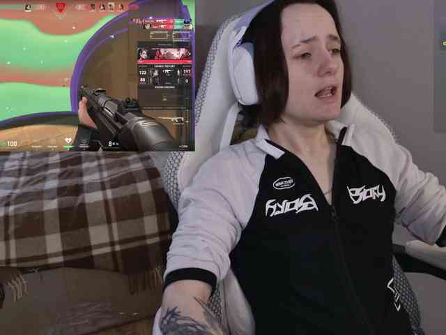 LunaL0ve webcam