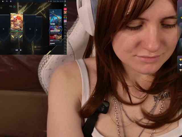 LunaL0ve webcam
