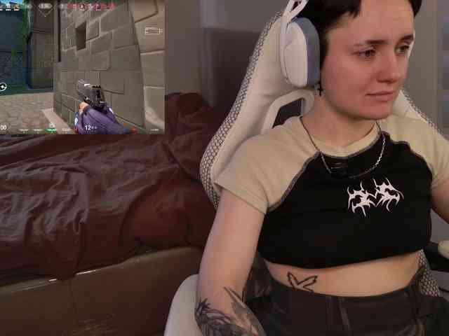LunaL0ve webcam