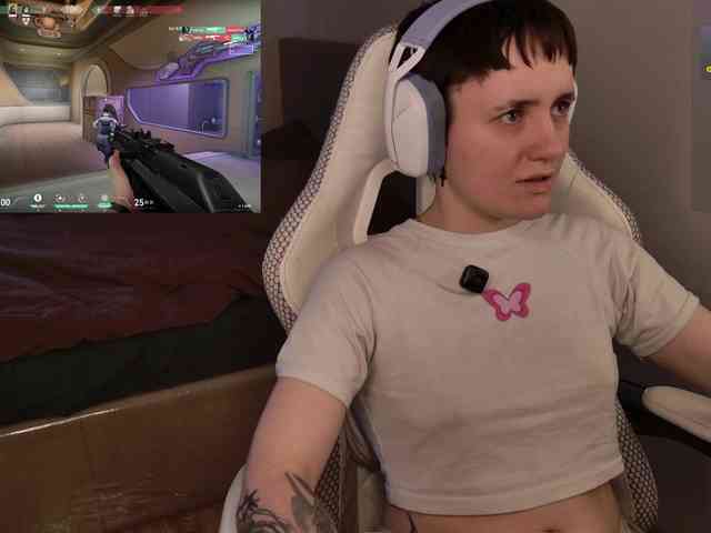 LunaL0ve webcam