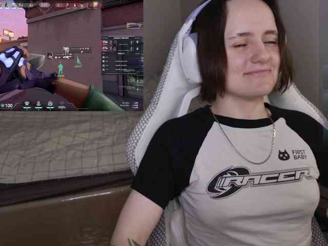 LunaL0ve webcam