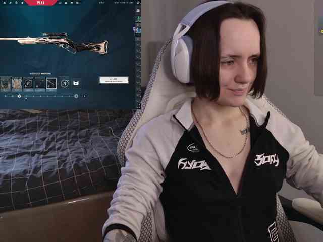 LunaL0ve webcam