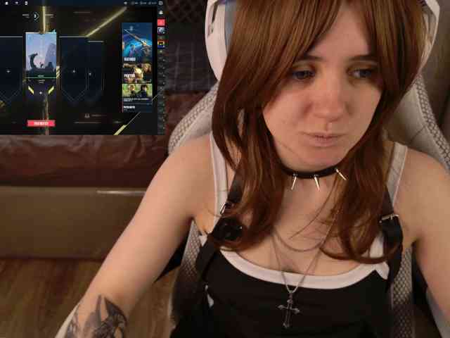 LunaL0ve webcam