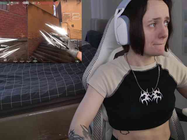 LunaL0ve webcam