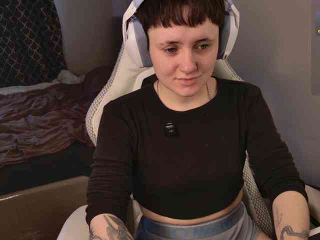 LunaL0ve webcam