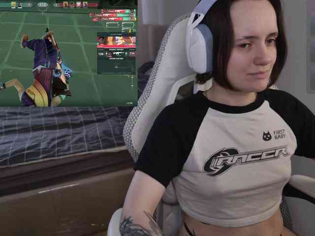 LunaL0ve webcam
