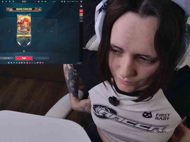 LunaL0ve webcam