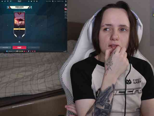 LunaL0ve webcam