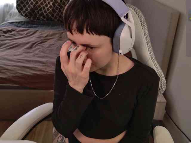 LunaL0ve webcam